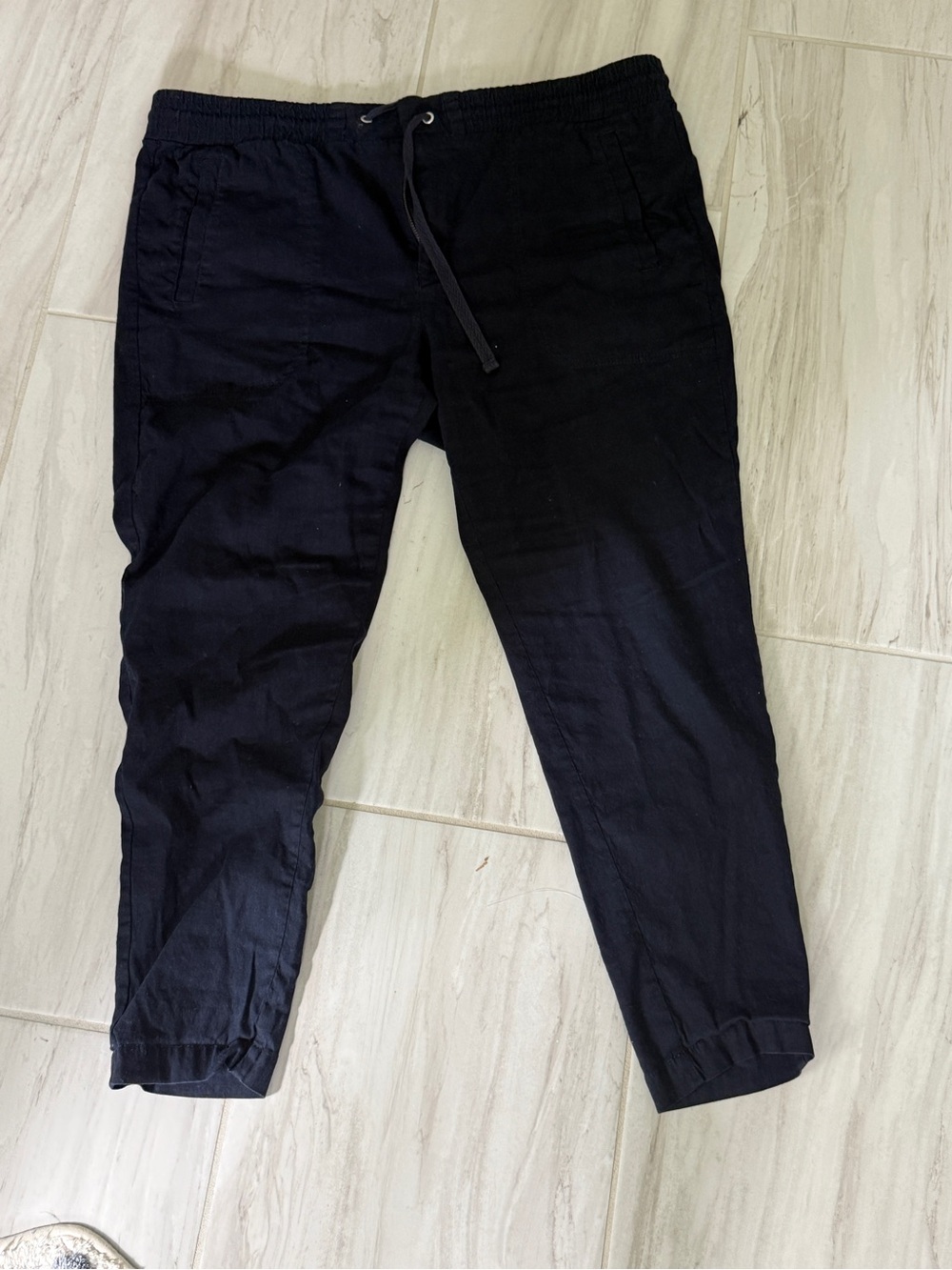 Lou & Grey Navy Drawstring Ankle Pants -L